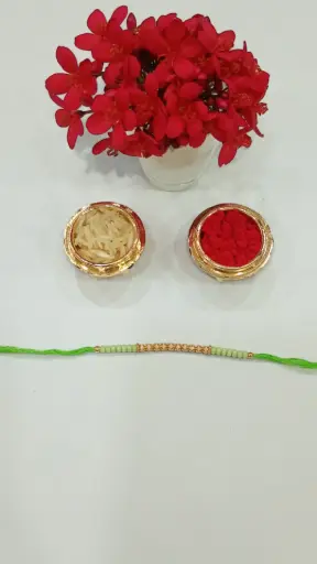 [GAF-RAK-RAK-HAN-0016] Signature Handcrafted Rakhi